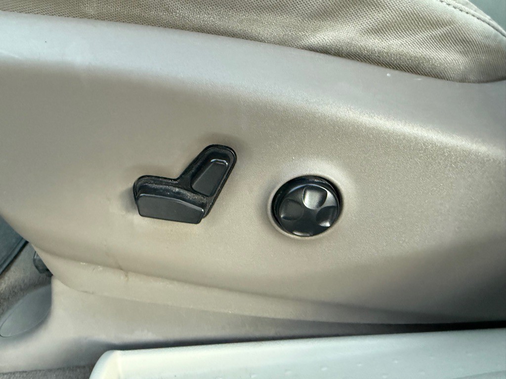 2017 Chrysler Pacifica Image 21