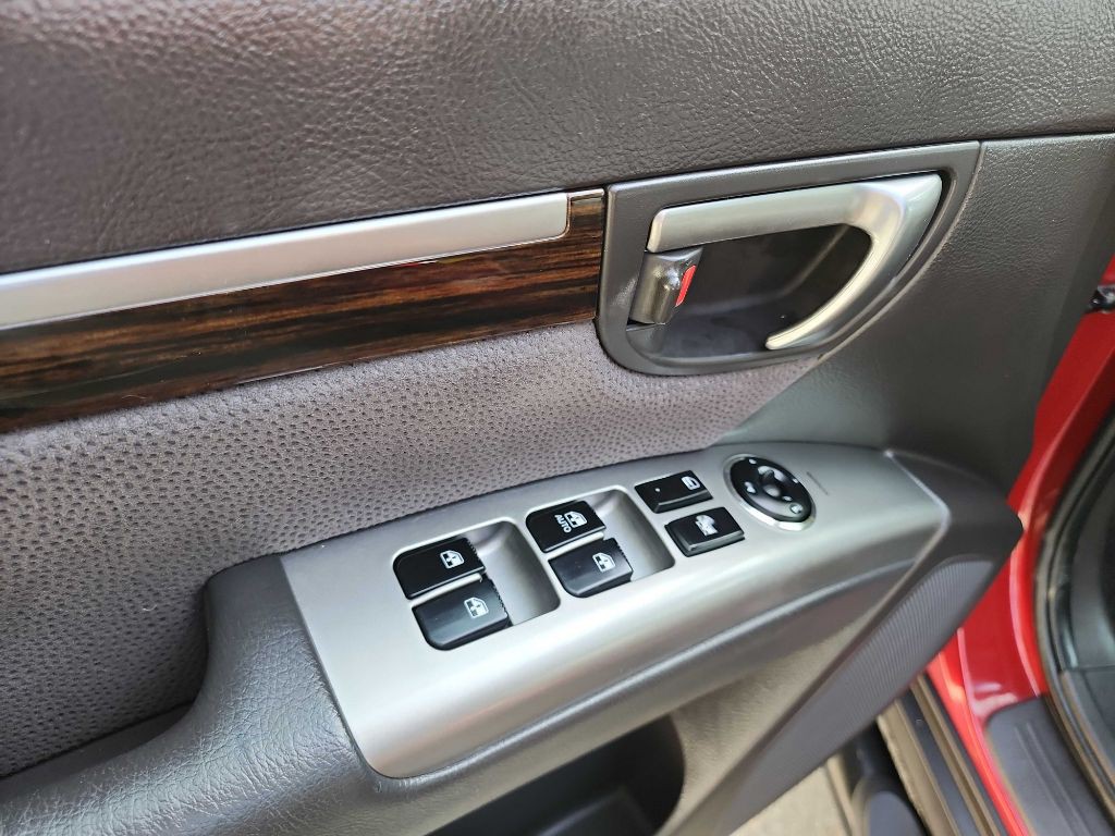 2011 Hyundai Santa Fe Image 16