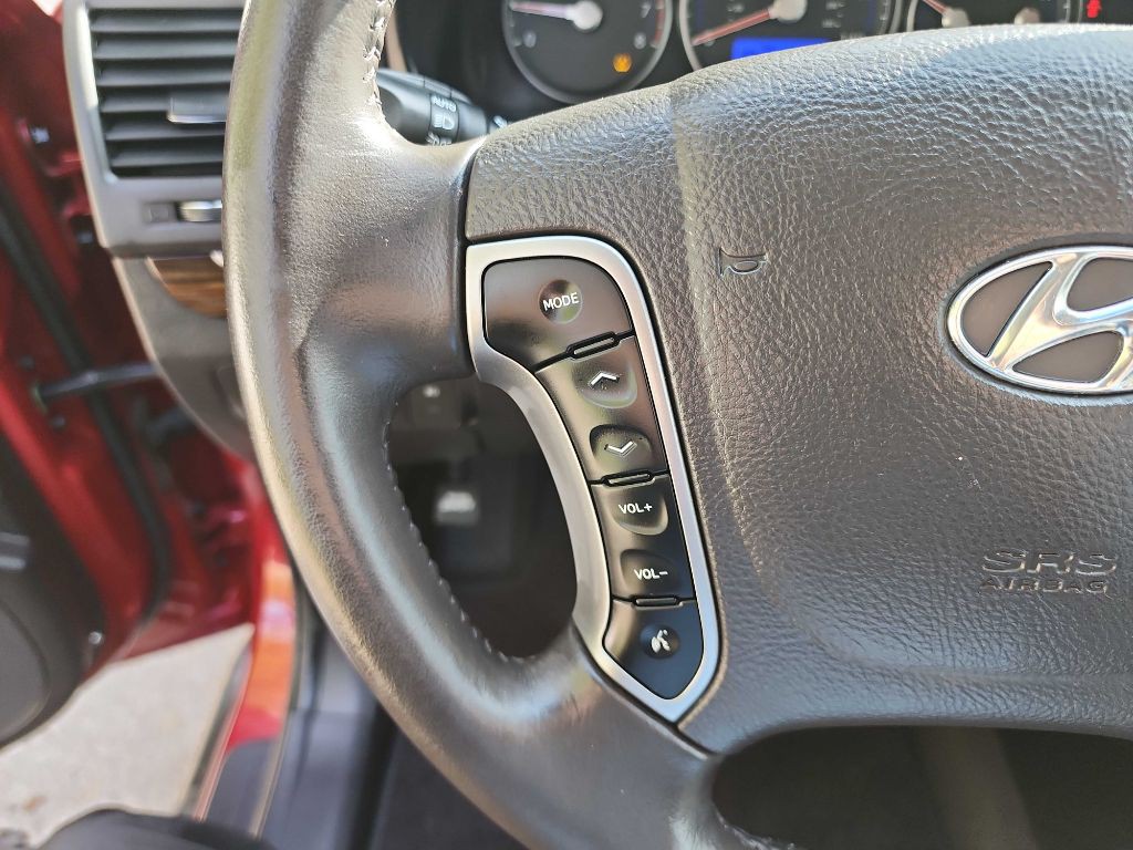 2011 Hyundai Santa Fe Image 20