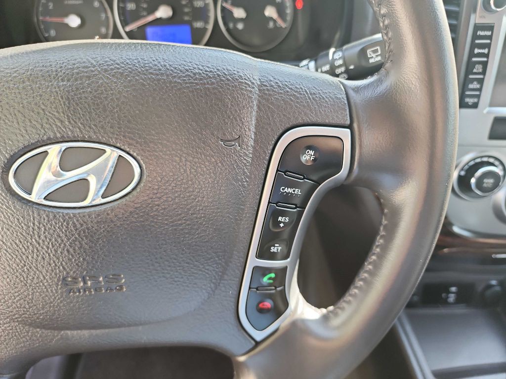 2011 Hyundai Santa Fe Image 21