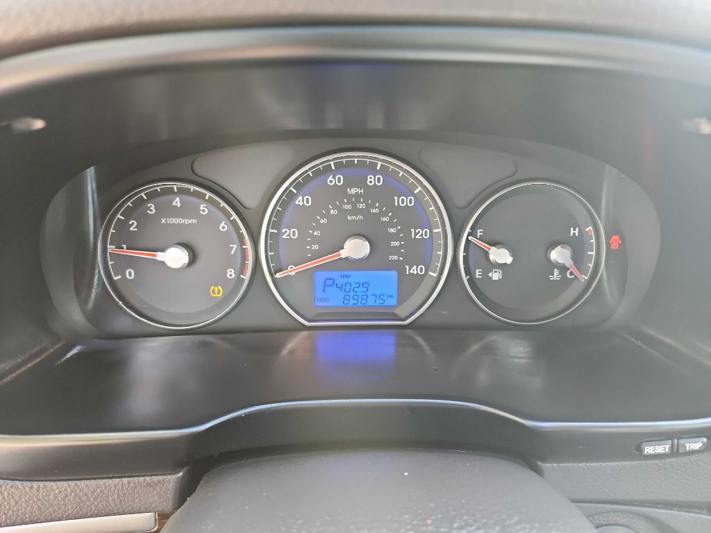 2011 Hyundai Santa Fe Image 22