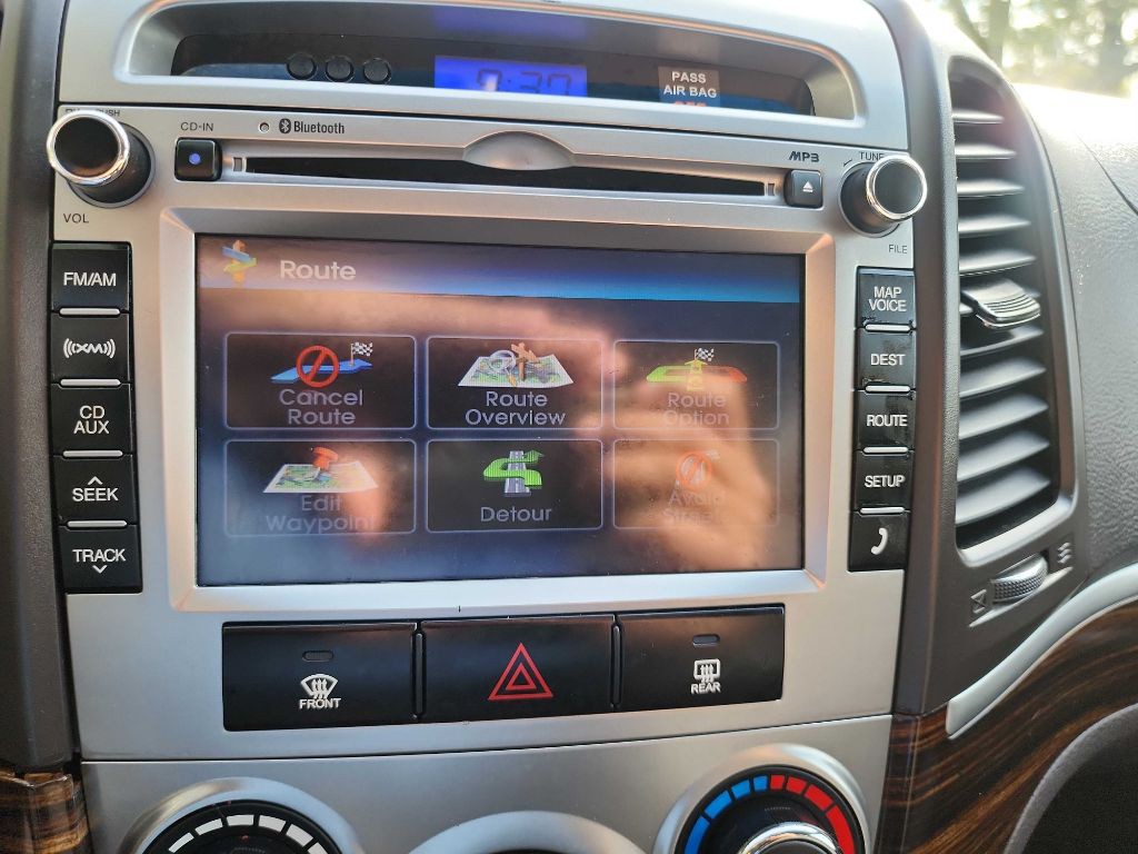 2011 Hyundai Santa Fe Image 28