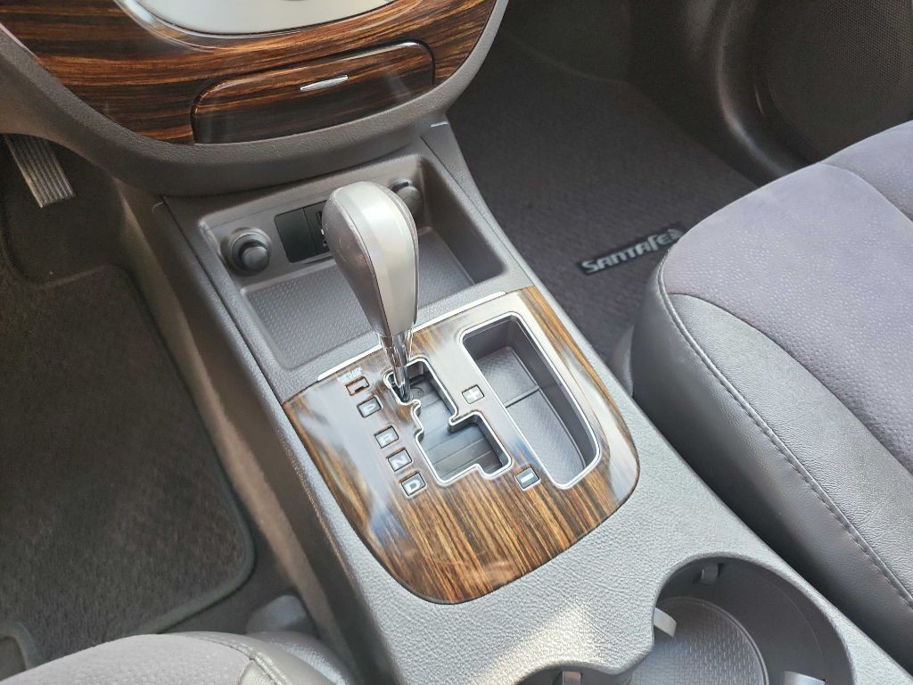 2011 Hyundai Santa Fe Image 30