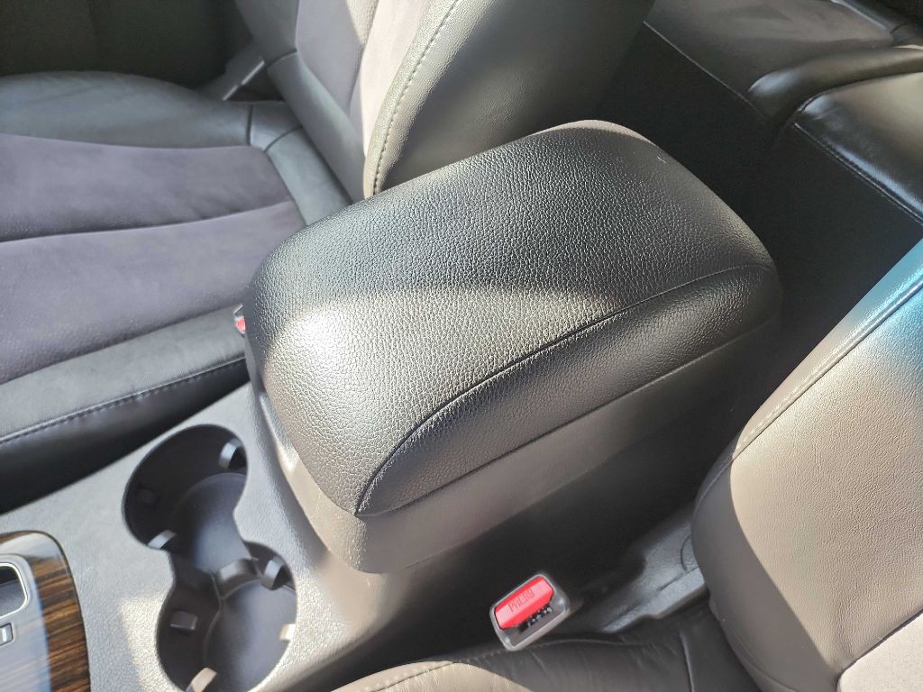 2011 Hyundai Santa Fe Image 31