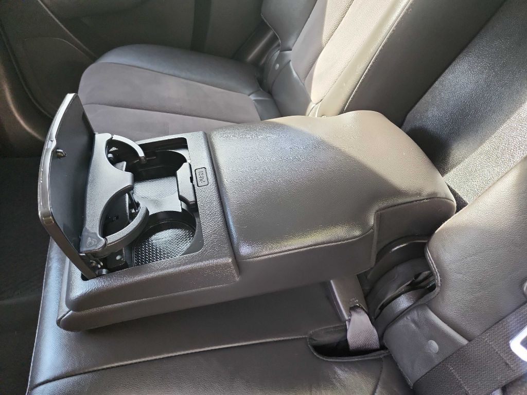 2011 Hyundai Santa Fe Image 35