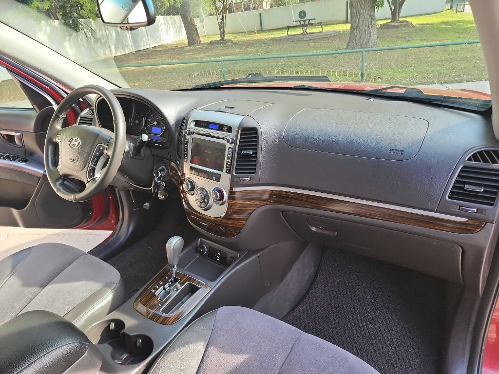 2011 Hyundai Santa Fe Image 42