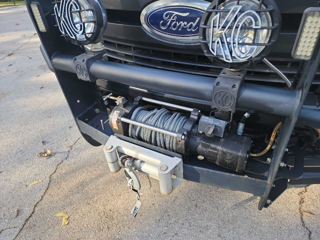 2017 Ford F-250 Image 3