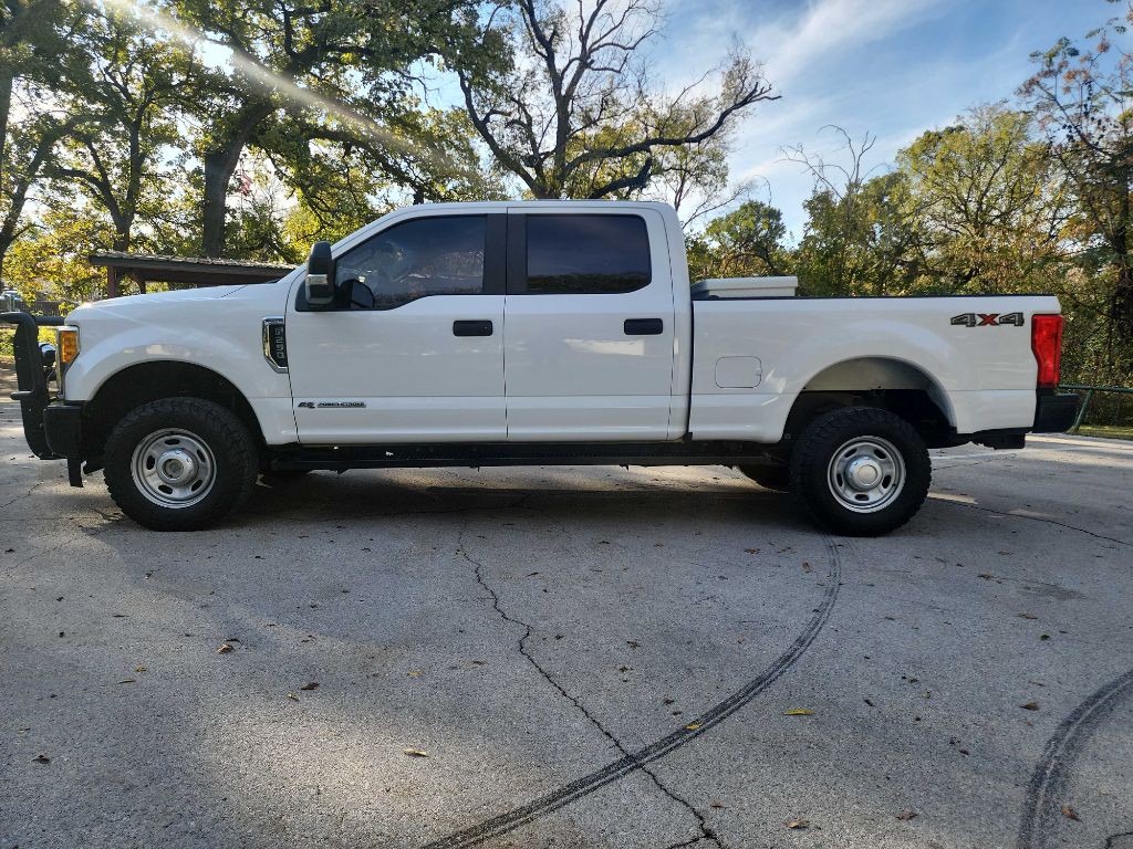 2017 Ford F-250 Image 5