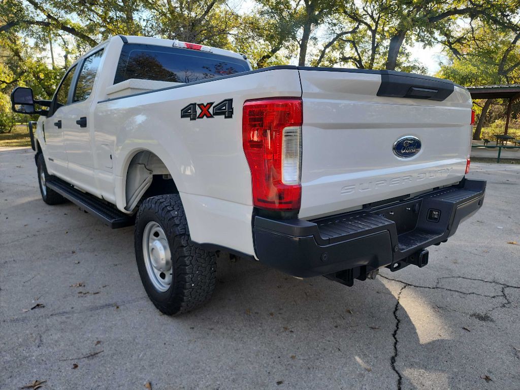 2017 Ford F-250 Image 6