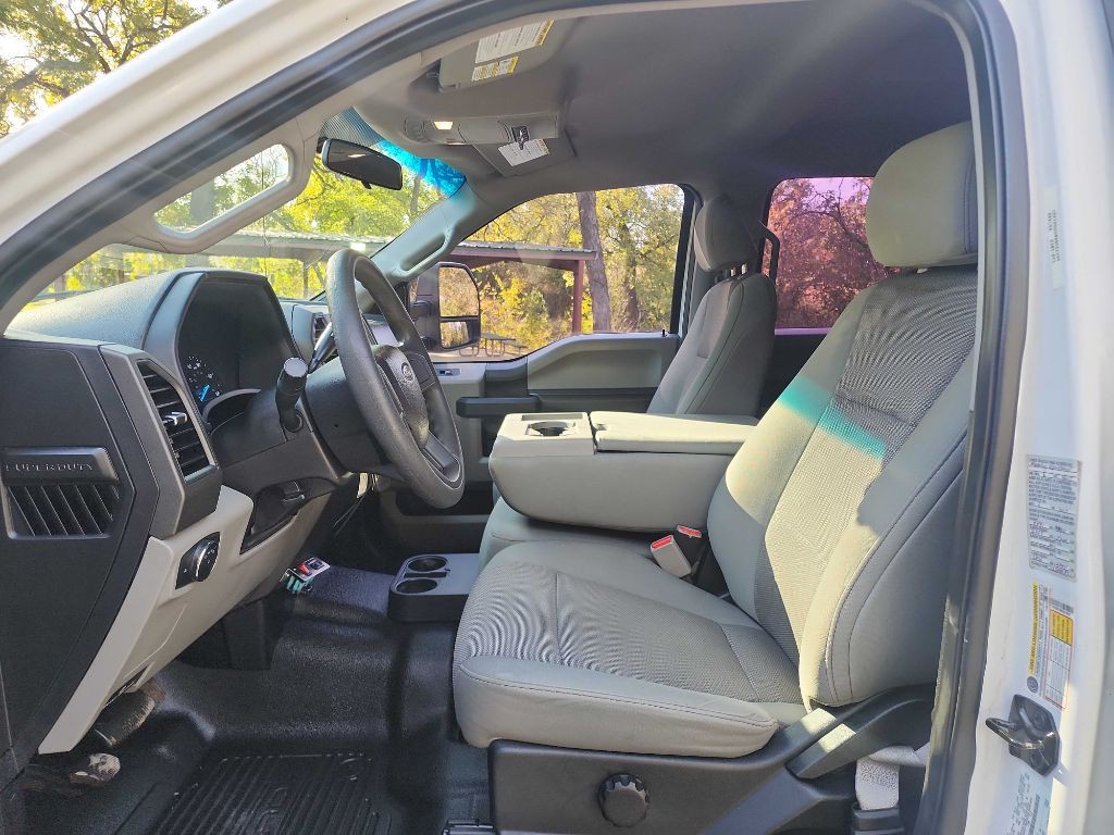 2017 Ford F-250 Image 16