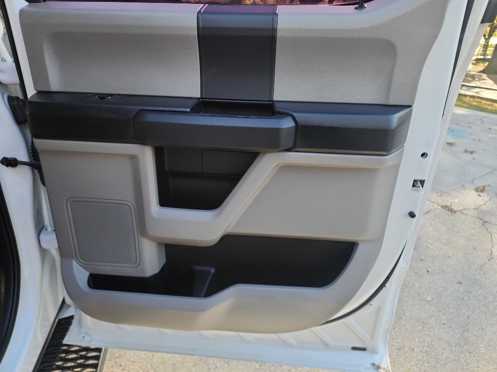 2017 Ford F-250 Image 33