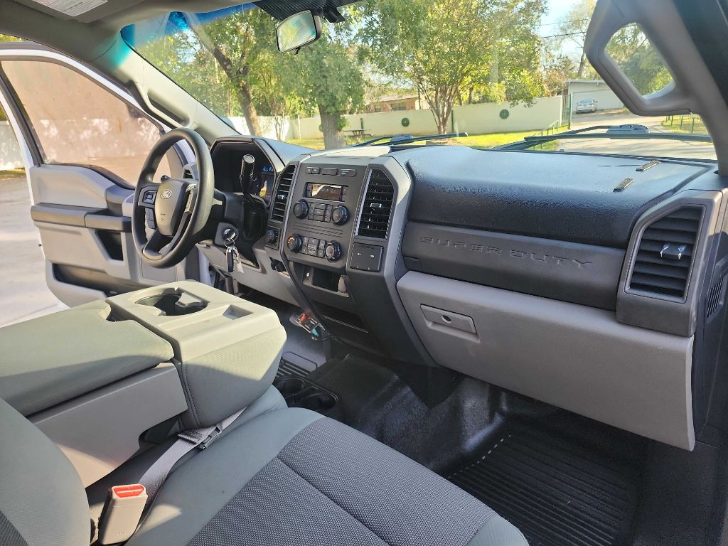 2017 Ford F-250 Image 34