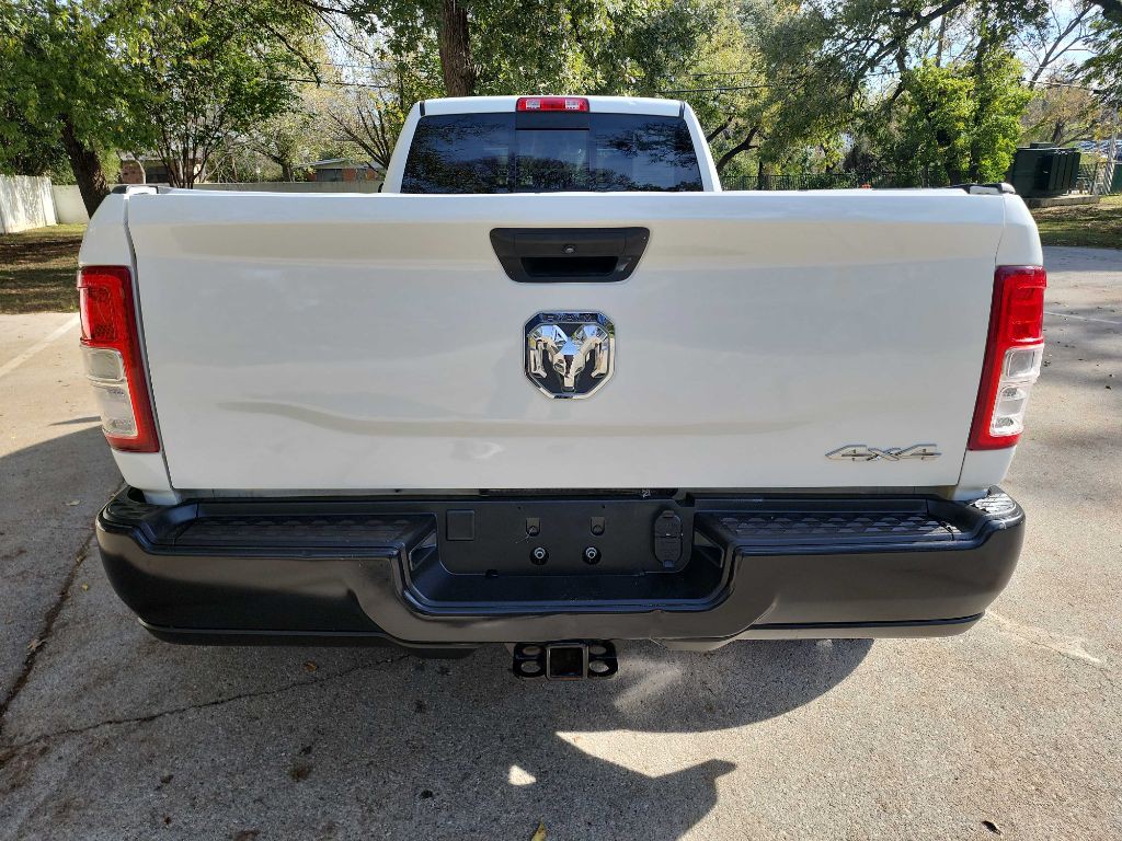 2019 RAM 3500 Image 6