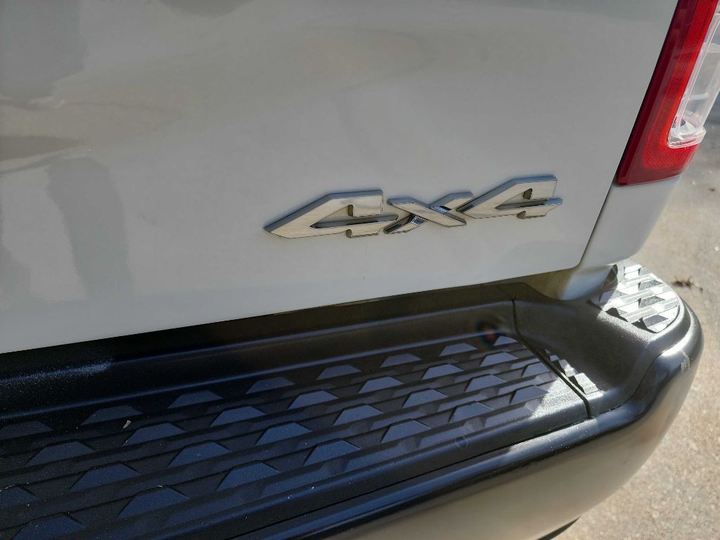 2019 RAM 3500 Image 9