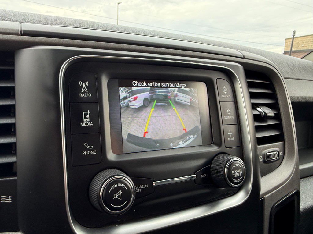 2014 RAM 2500 Image 31