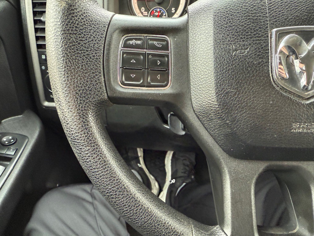 2014 RAM 2500 Image 32