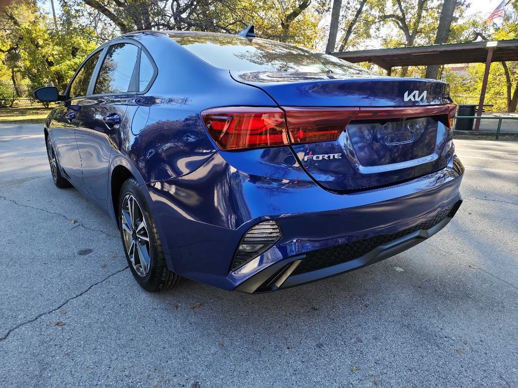 2022 Kia Forte Image 2