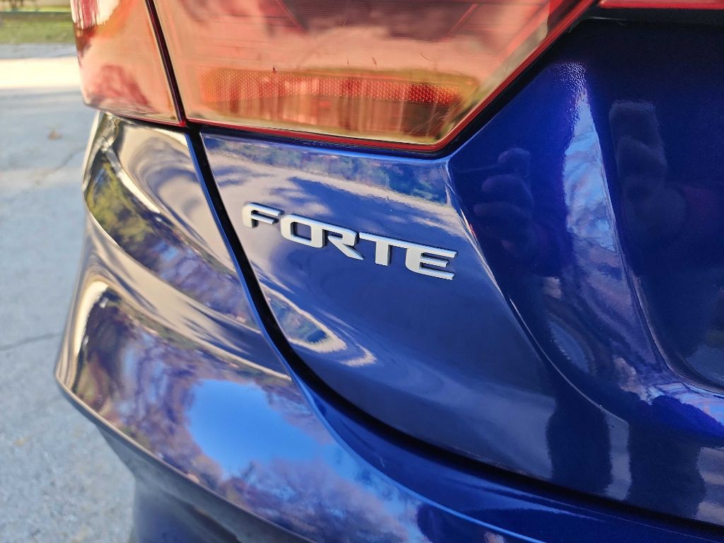 2022 Kia Forte Image 5
