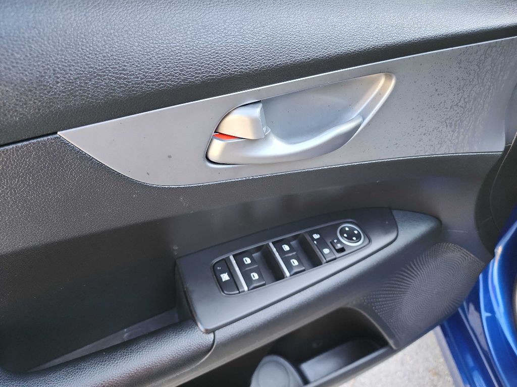 2022 Kia Forte Image 14
