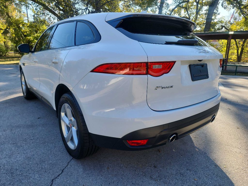 2018 Jaguar F-PACE Image 6