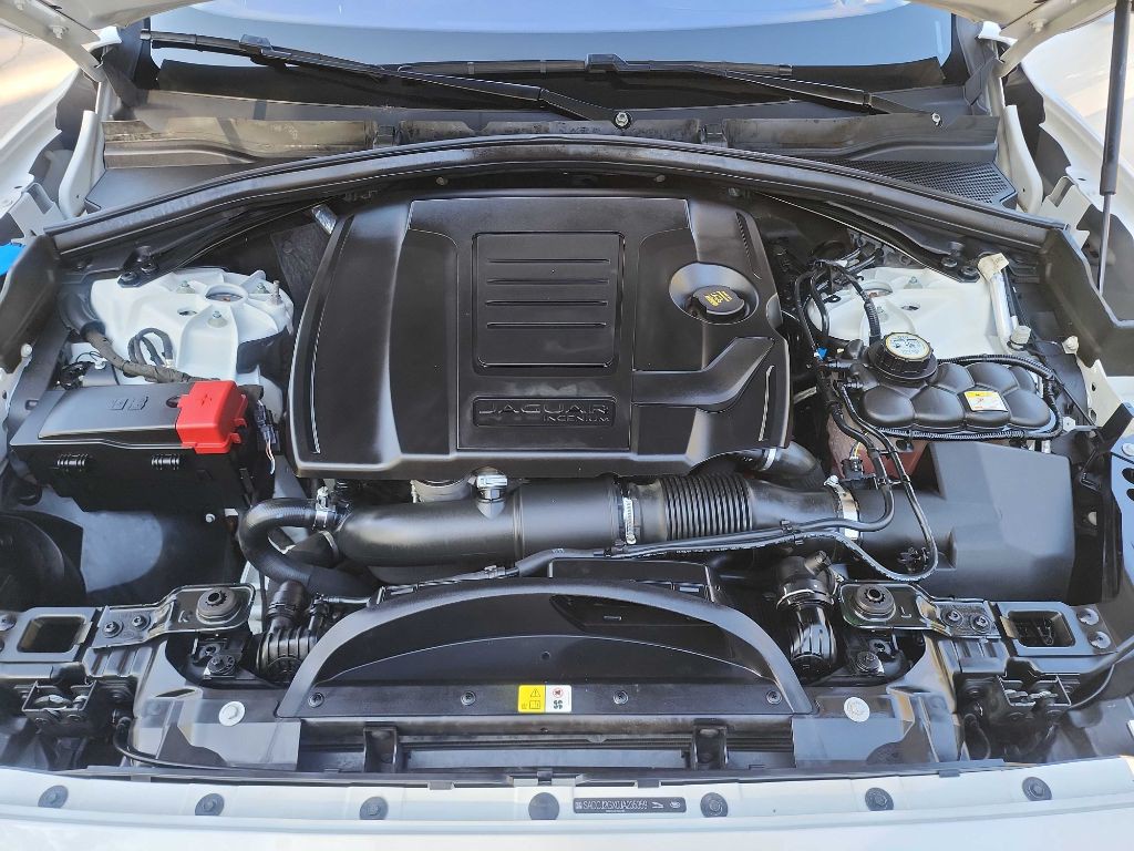 2018 Jaguar F-PACE Image 47