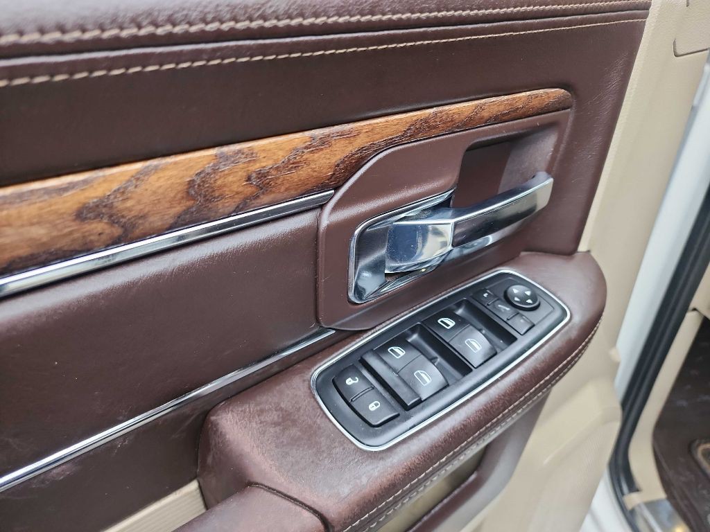 2016 RAM 3500 Image 20