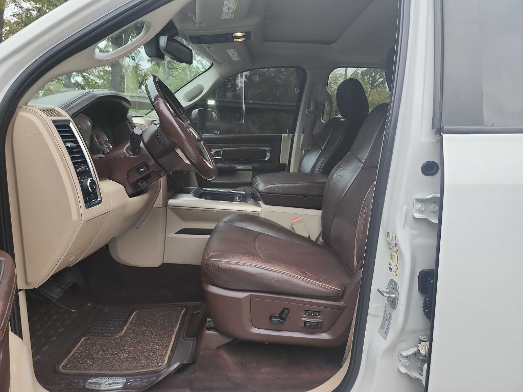 2016 RAM 3500 Image 21