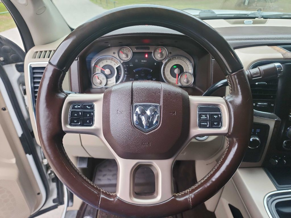 2016 RAM 3500 Image 23