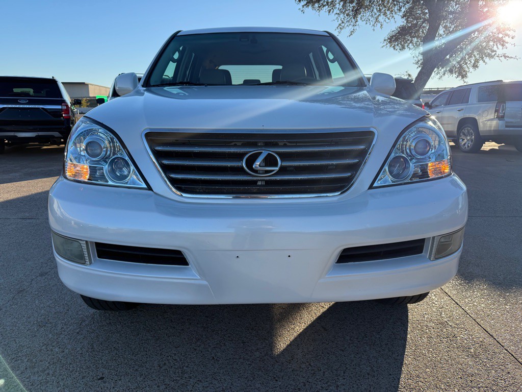 2005 Lexus GX Image 2