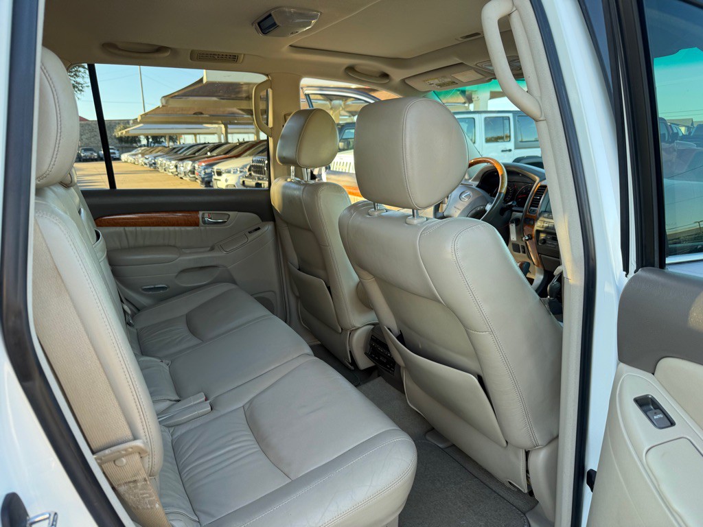2005 Lexus GX Image 15