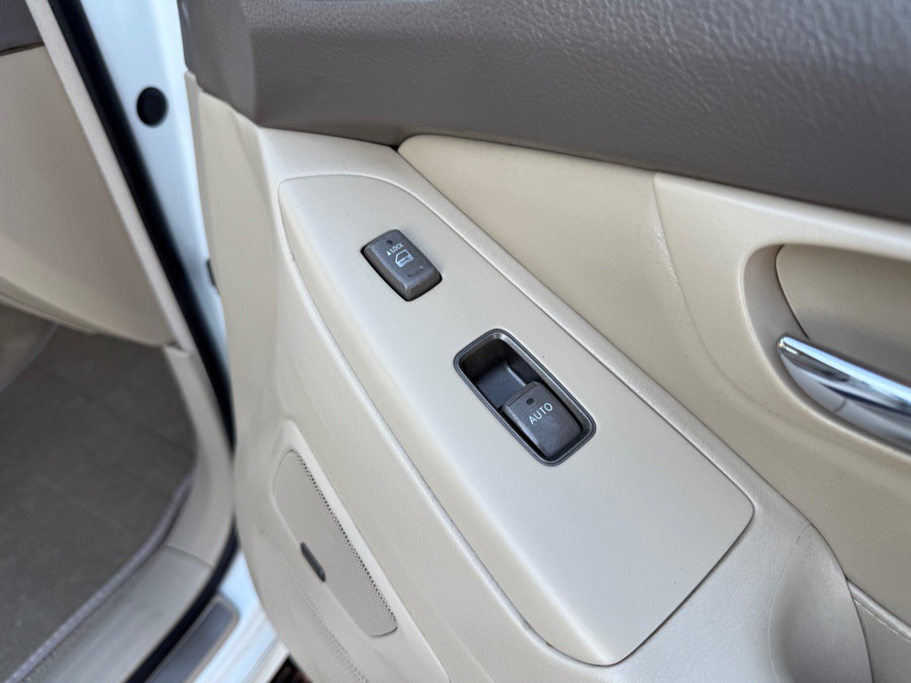 2005 Lexus GX Image 27