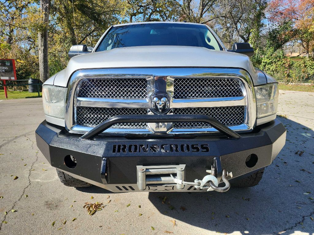 2016 RAM 3500 Image 2