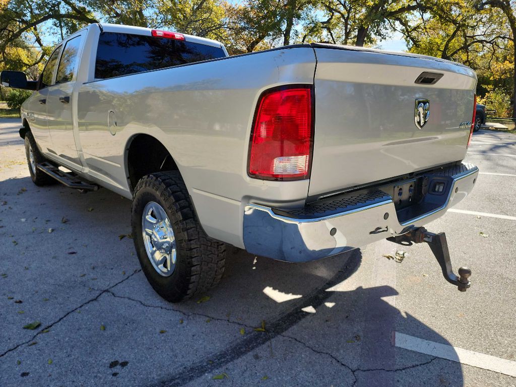 2016 RAM 3500 Image 6