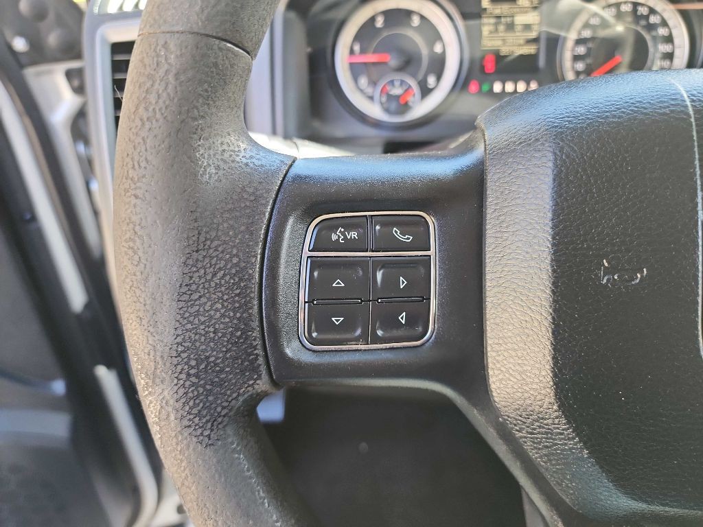 2016 RAM 3500 Image 19