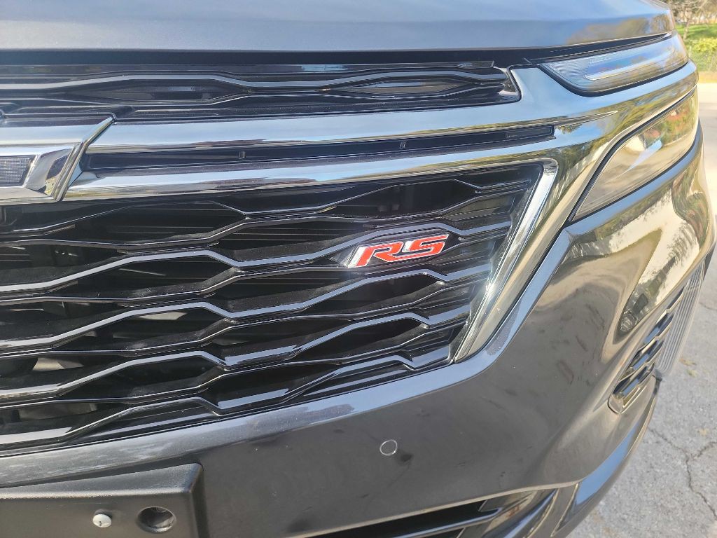 2023 Chevrolet Equinox Image 3