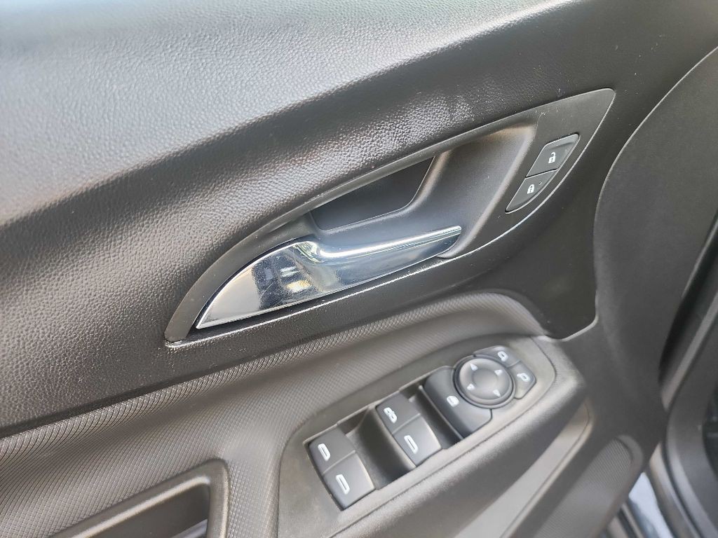 2023 Chevrolet Equinox Image 16