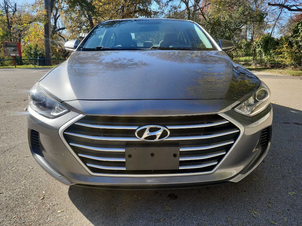 2018 Hyundai Elantra Image 2