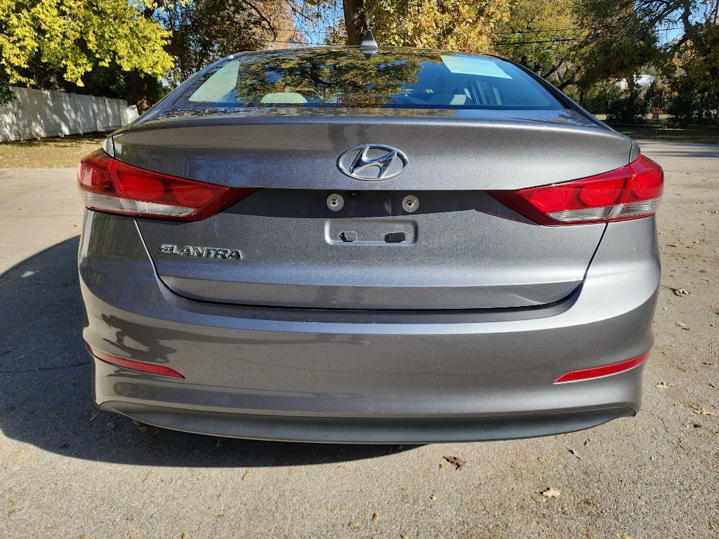 2018 Hyundai Elantra Image 6