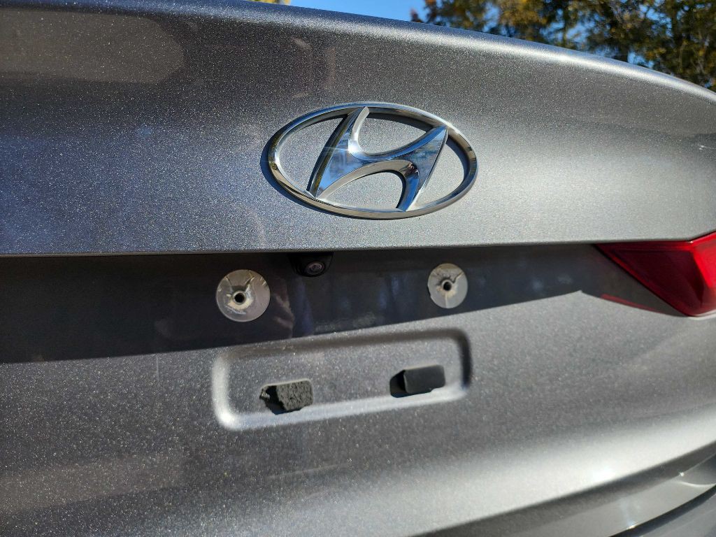 2018 Hyundai Elantra Image 7