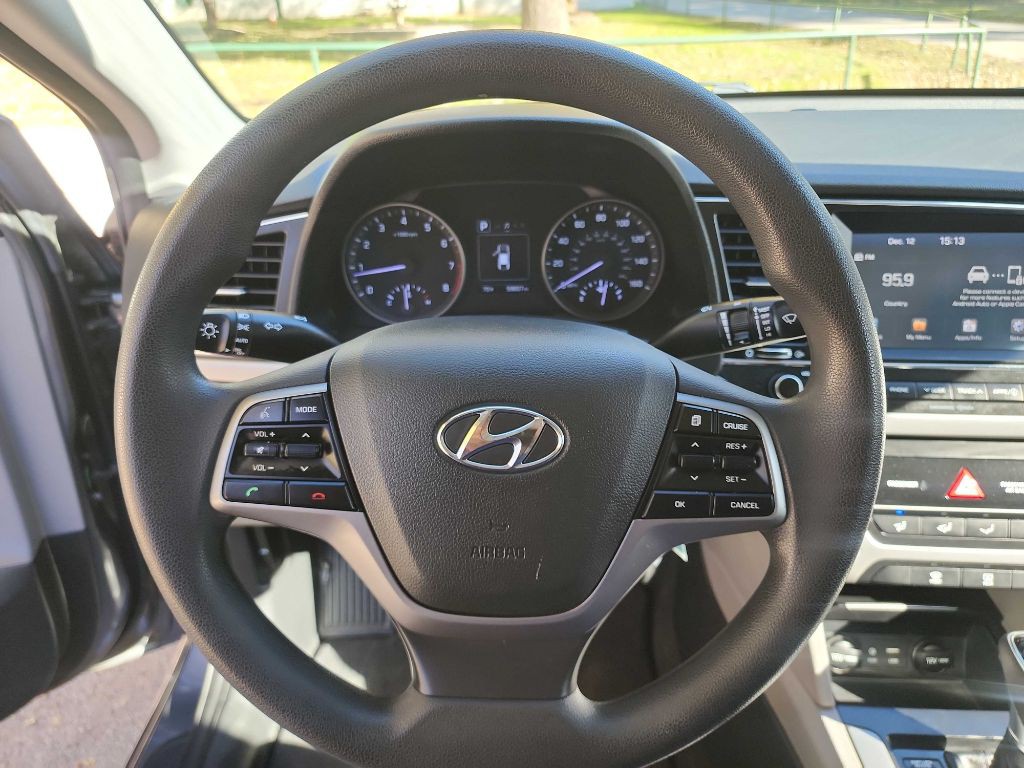 2018 Hyundai Elantra Image 14