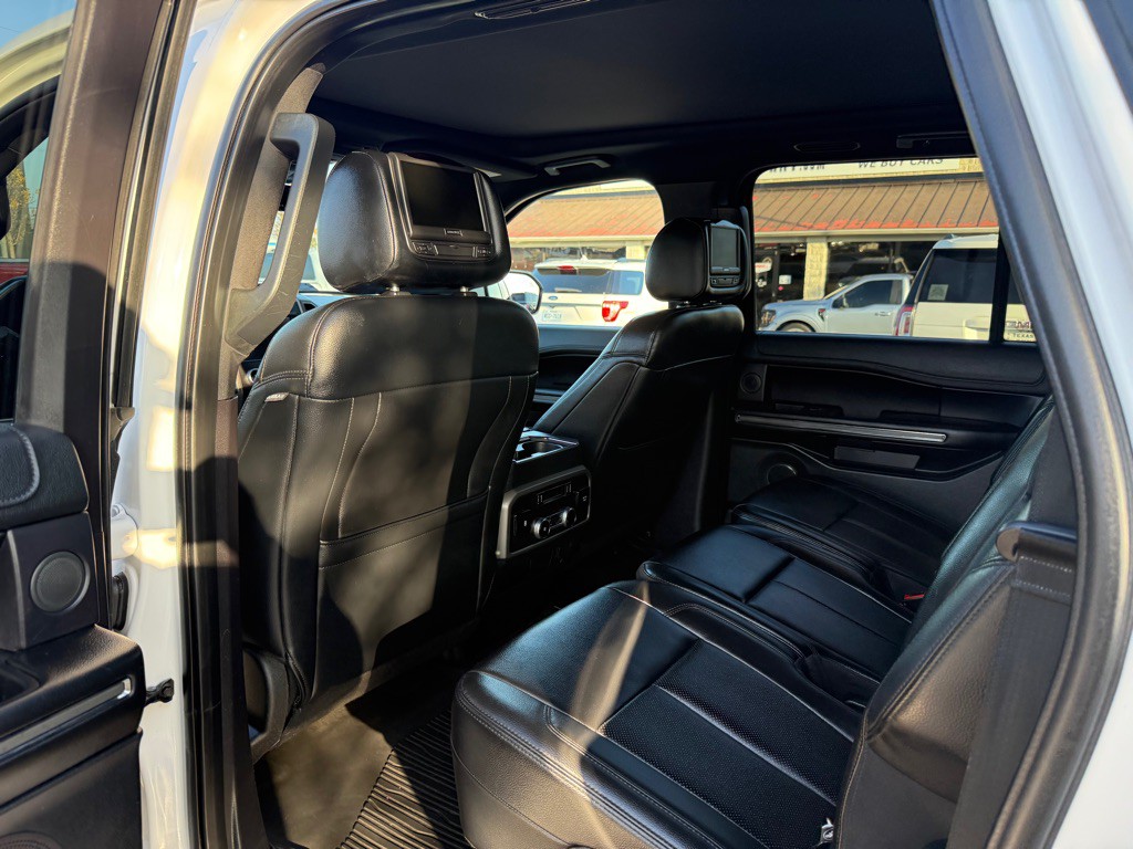 2019 Ford Expedition Image 16