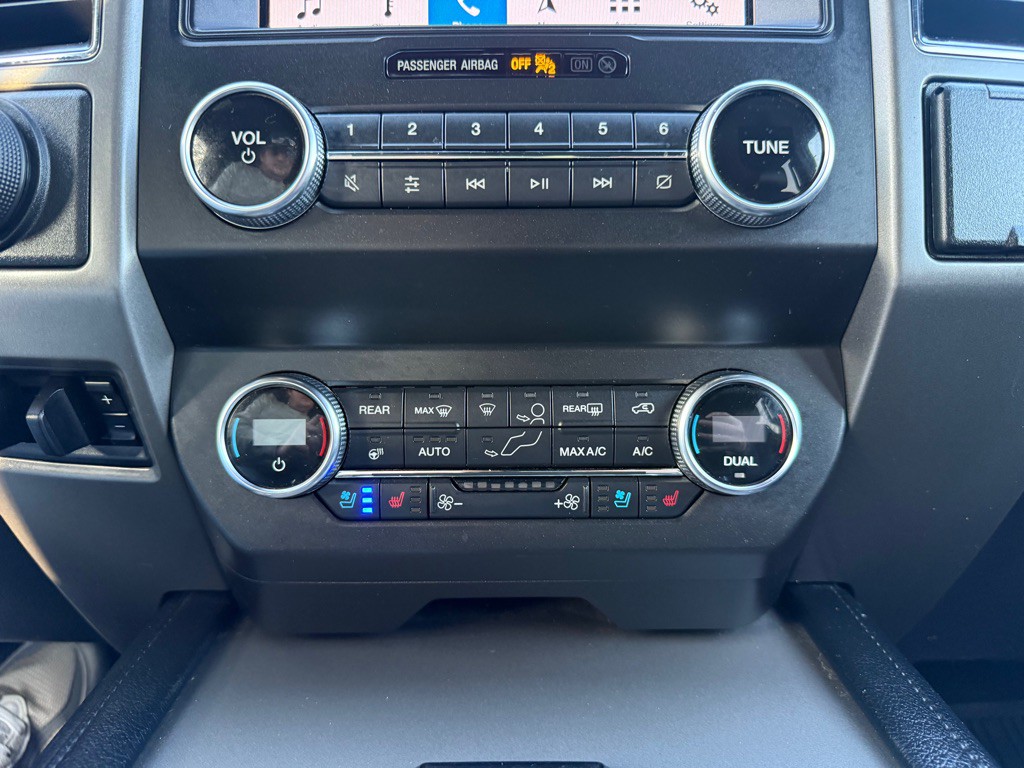 2019 Ford Expedition Image 38