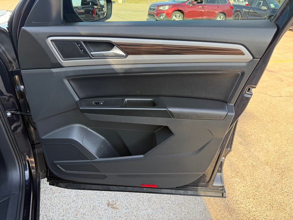 2021 Volkswagen Atlas Image 27