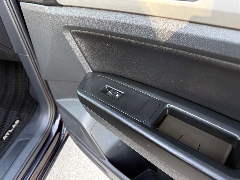 2021 Volkswagen Atlas Image 28