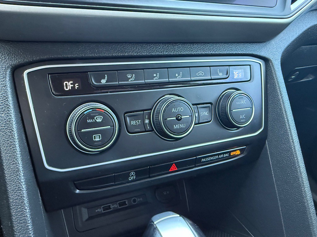 2021 Volkswagen Atlas Image 33