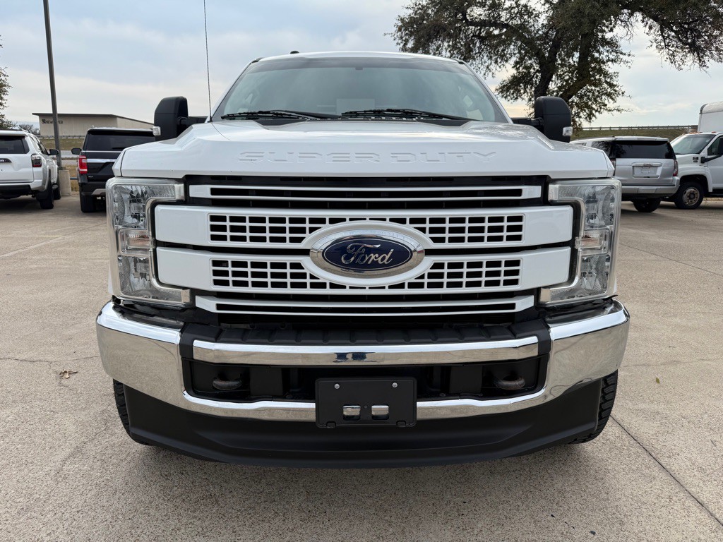 2019 Ford F-350 Image 2