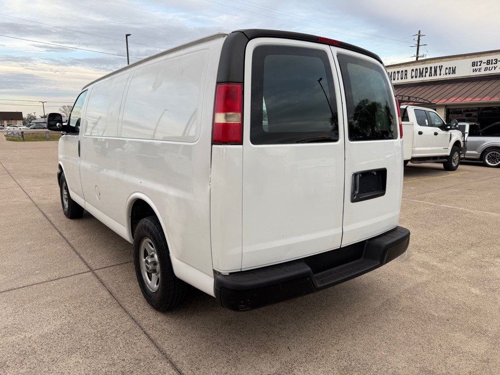 2007 GMC Savana Image 5