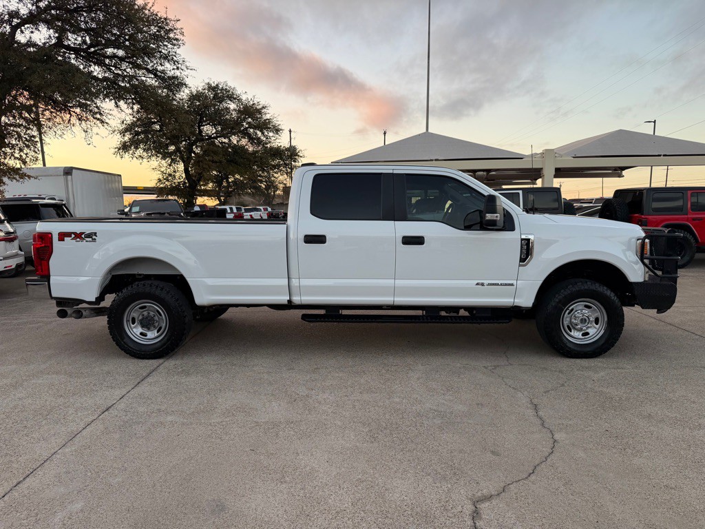 2022 Ford F-350 Image 8