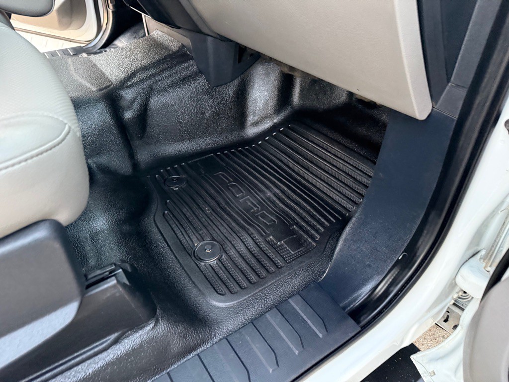 2022 Ford F-350 Image 21