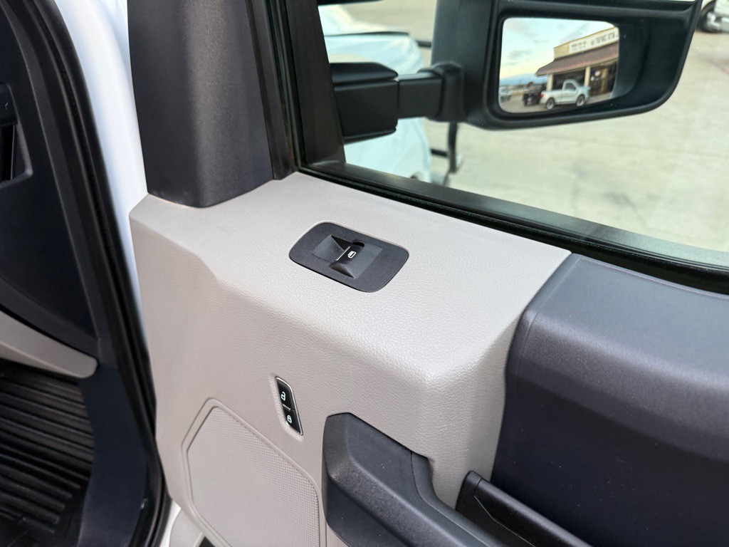 2022 Ford F-350 Image 23